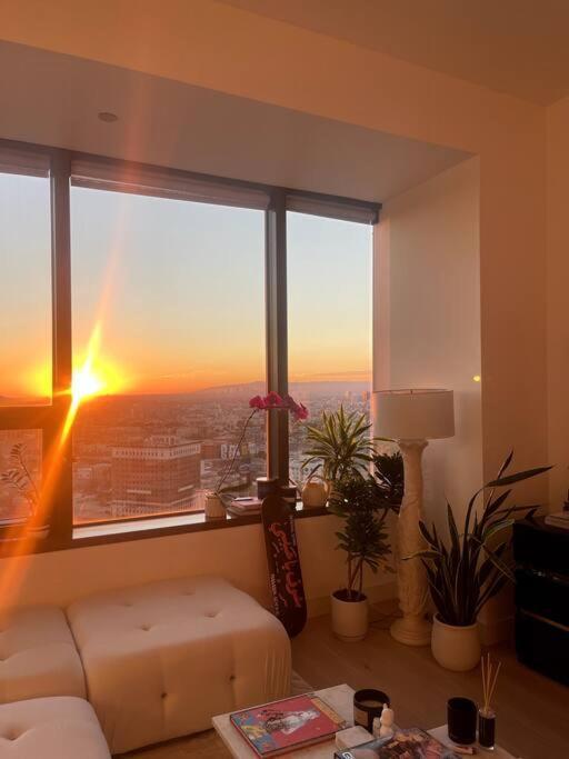 Luxury Highrise Condo Downtown La 로스앤젤레스 외부 사진